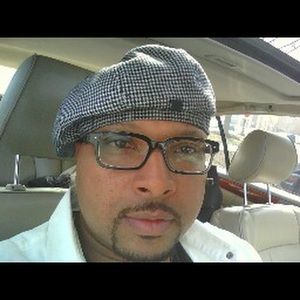 Meet your Posher, Christopher